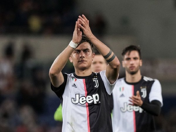 Dybala tiene "muchas posibilidades" de dejar el Juventus, según su hermano