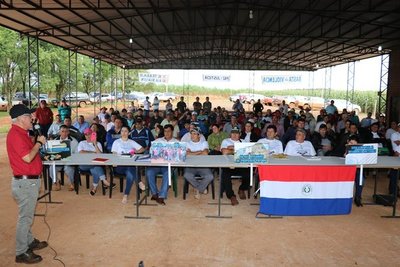 Titular del INDERT resaltó política de renovación institucional - .::RADIO NACIONAL::.
