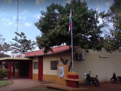 Polis "extorsionados" buscaban plata yvyguy en patio ajeno
