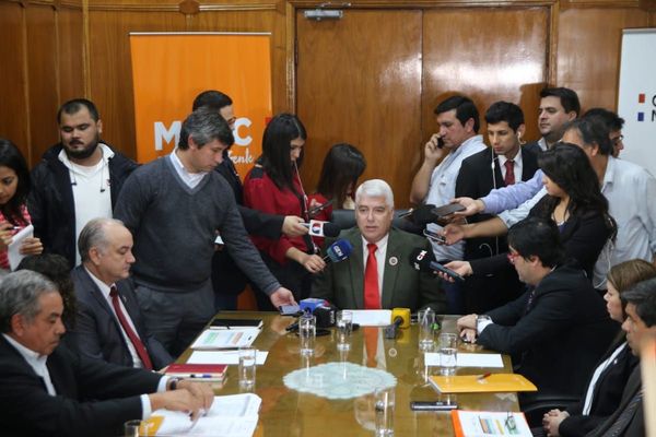 El MOPC lanzará licitación para rehabilitar caminos nivel país