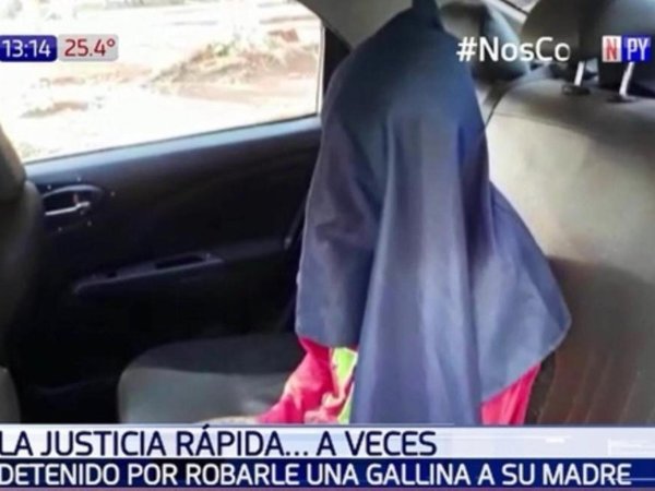 Quinceañero cayó por robarle gallinas y celu a su propia madre