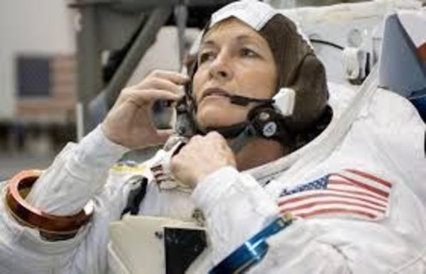 NASA mandará a una mujer por primera vez a la Luna en 2024 en misión Artemis - Ciencia - ABC Color