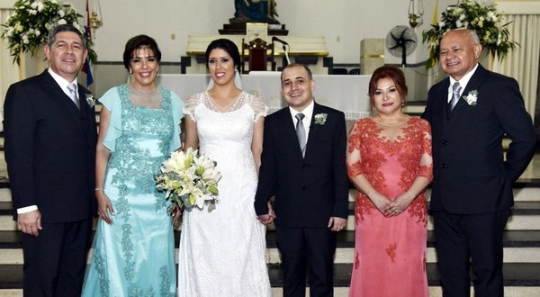 Boda de María Verónica Ramírez y Mauricio Gill - Edicion Impresa - ABC Color