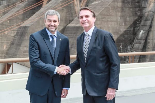 Abdo Benítez no ve "amenazas" en la relación con Bolsonaro sobre Itaipú » Ñanduti