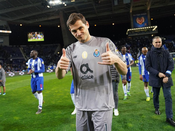 Iker Casillas desmiente el rumor de su retirada