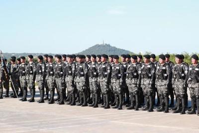 Jefe de Estado asiste a clausura de curso de Operaciones Especiales Motorizadas