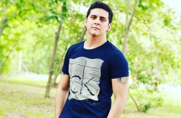 Chelo disparó contra "TeleShow" y amenazó con "patada voladora"