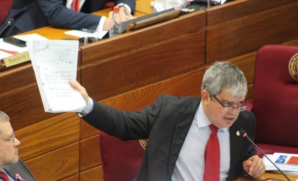HOY / Salvataje a Buzarquis fue con mira a nueva Mesa Directiva, estiman