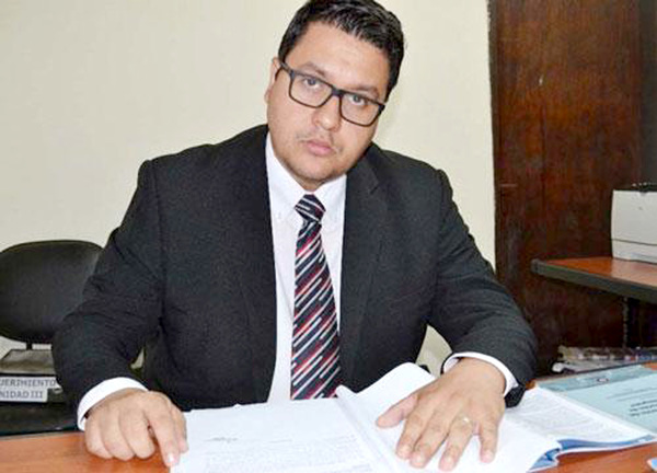 Fiscal pidió juicio oral una mujer que desfiguró con agua caliente a su vecina