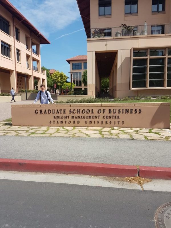 Paraguayo admitido en Harvard y en Stanford