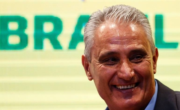 HOY / Brasil aprovecha la Copa América para iniciar su renovación