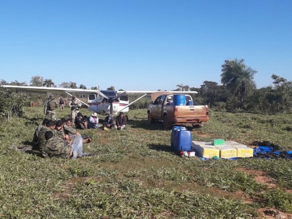 Comandante dice que no fue avisado sobre "labor de inteligencia"