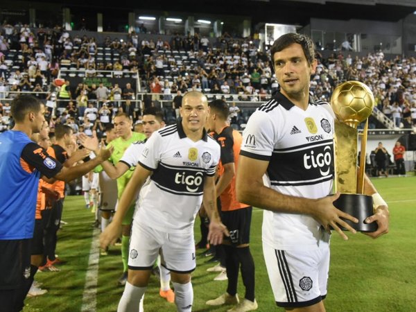 Olimpia pide la desconvocatoria de Santa Cruz