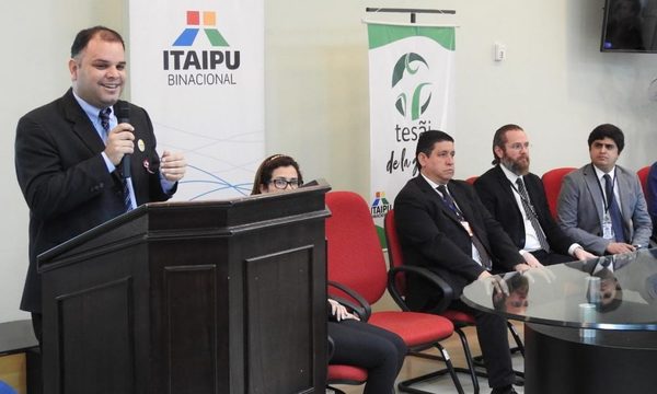 Escuelas de Alto Paraná se suman a la campaña “Pará-na los criaderos”