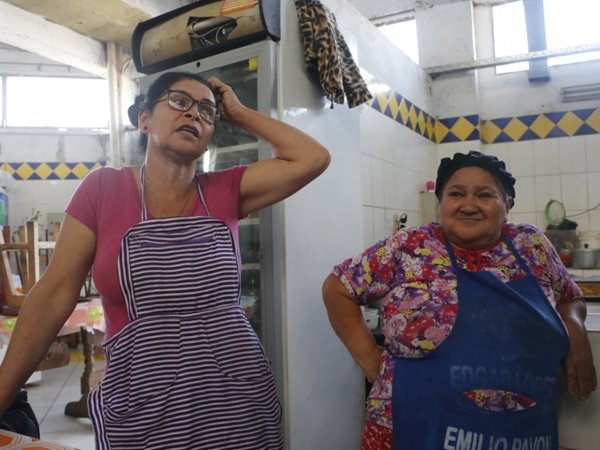 Suben desde el medio plato hasta la tortilla