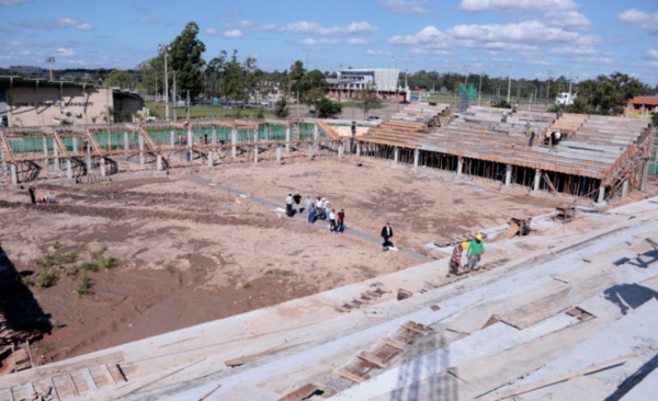 HOY / Obras del estadio para el mundial avanzan a pasos seguros