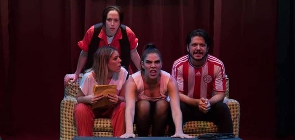 HOY / Siguen las funciones de “Supermercado”: Un extraño personaje sacude la rutina de cinco amigos