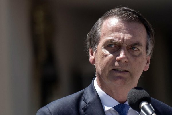 Bolsonaro: un lenguaje corporal agresivo, un discurso virulento - Internacionales - ABC Color