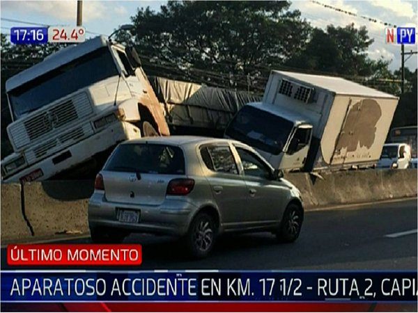 Accidente de tránsito involucra a dos camiones en Capiatá