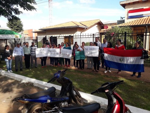 Amenaza de desalojo masivo en Isla Guavirá - Nacionales - ABC Color