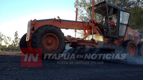 ASFALTO PARA BOGADO MEDIANTE CONVENIO MUNICIPALIDAD-MOPC.