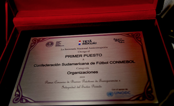 HOY / Reconocen a la Conmebol por su transparencia