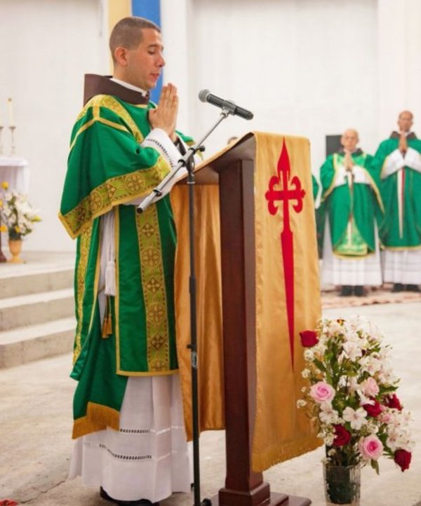Los Heraldos tendrán sacerdote - Edicion Impresa - ABC Color