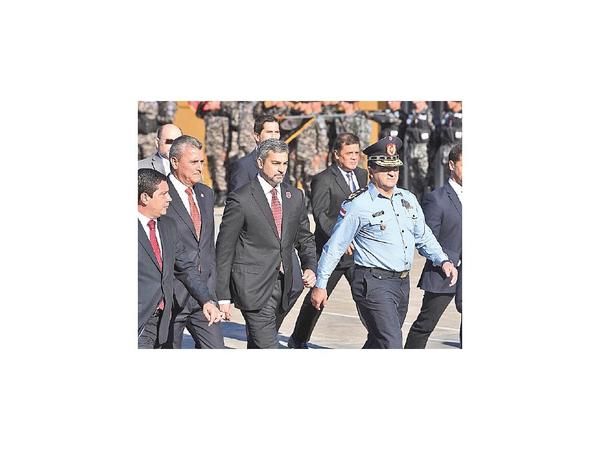 Comandante no tenía información del operativo y dio justificaciones