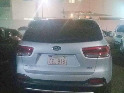 HOY / Tragedia en Minga Guazú: madre retrocedió el auto y arrolló a su hijito