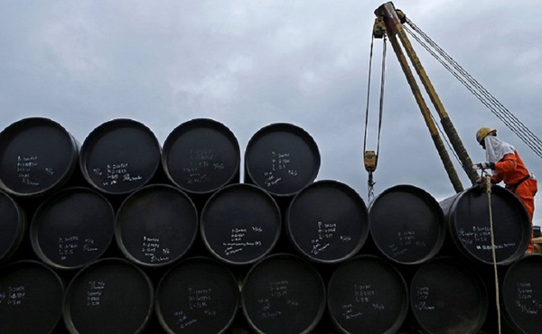 Tensiones políticas podrían seguir elevando el costo del Petróleo