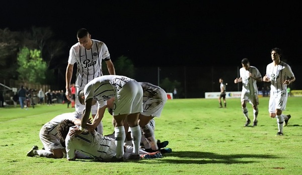 Libertad cierra el Apertura con goleada a Santaní