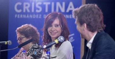 Cristina Fernández anuncia su candidatura en Argentina