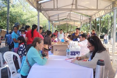 Gobierno y Comité Olímpico refuerzan asistencia a damnificados | .::Agencia IP::.