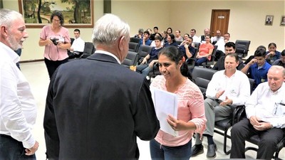 Por primera vez: Chortitzer entregó títulos a propietarios de lotes