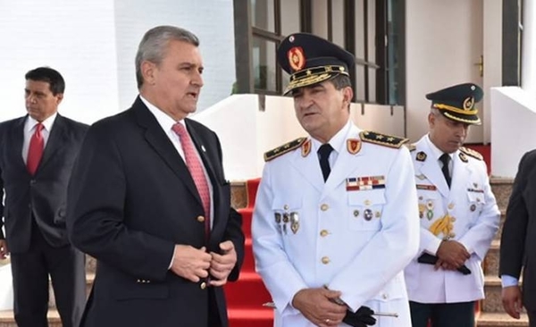 HOY / Seis policías detenidos por 'cocaína protegida' hablan, ¿Y ponen en jaque a comandante?