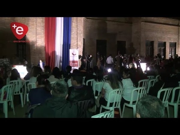 RED SOLIDARIA SE LUCE EN SERENATA PARA LAS MADRES
