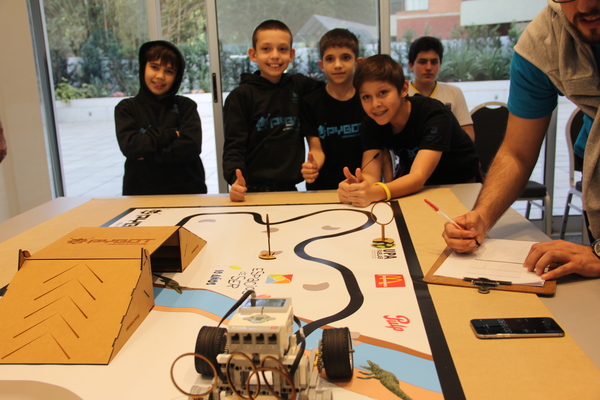 Torneo Nacional de Robótica vuelve en su quinta edición » Ñanduti