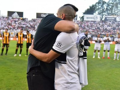 Darío Verón anuncia su retiro del fútbol profesional