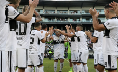 HOY / Anuncia su retiro y se lleva con él aplausos, tres copas y el reconocimiento de toda la afición
