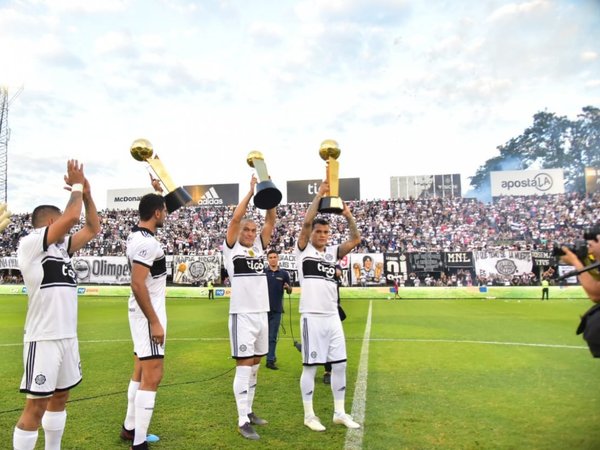 Olimpia derrota a Guaraní y completa el tricampeonato con el invicto