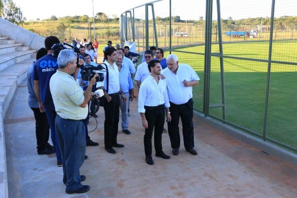 Continuarán estadio de Liga Encarnacena en su segunda etapa - Nacionales - ABC Color