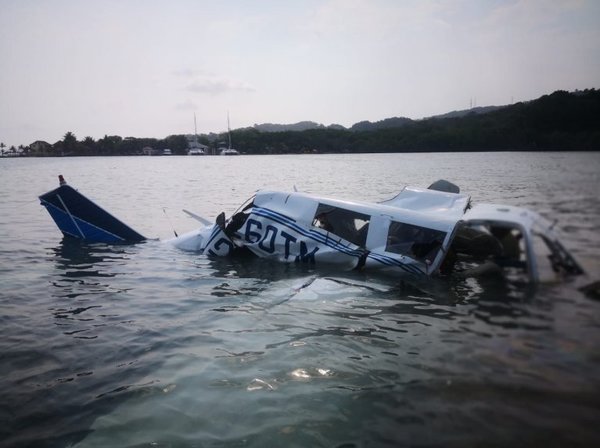 Cinco muertos en accidente de una avioneta en Honduras - Internacionales - ABC Color