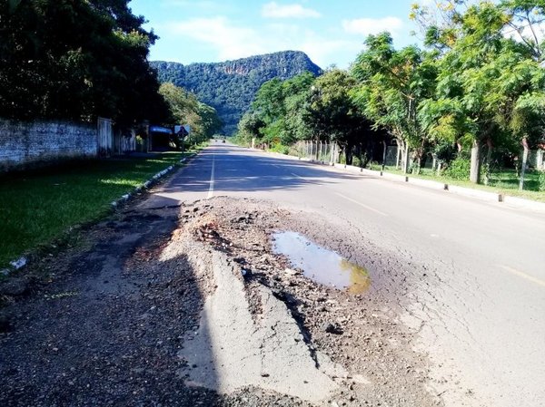 Deteriorada ruta Paraguarí-Villarrica será reparada recién en cuatro meses - Edicion Impresa - ABC Color