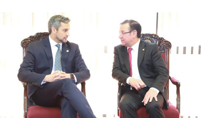 Abierto apoyo del presidente - ADN Paraguayo