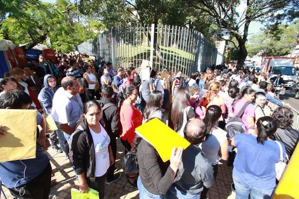En concurso del Ministerio de Salud “se juega con la ilusión” - ADN Paraguayo