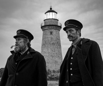 Robert Pattinson y Willem Dafoe viajan a la locura con “The Lighthouse” - Espectaculos - ABC Color