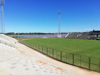 La primera parte del estadio de Encarnación está casi listo - ADN Paraguayo
