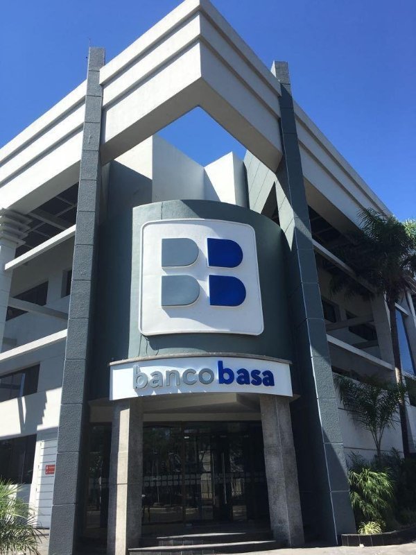 Banco Basa es investigado por lavado de dinero, según la prensa brasileña