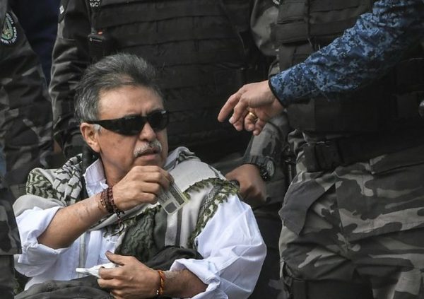 Juez colombiano “legaliza” captura de exjefe de las FARC en cuidados intensivos » Ñanduti