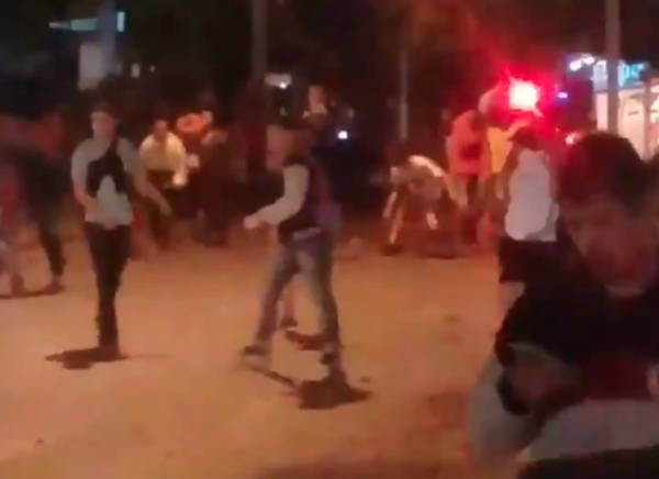 Pelea entre barras de Cerro deja un muerto